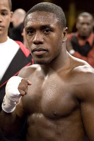 Berto_Andre_face_Bravo_HoganPhotos1_lx.jpg